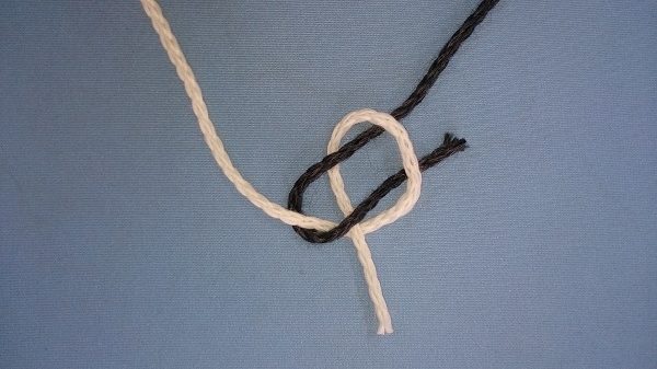 編み物の途中で毛糸が終わった時の糸始末 はた結び Knitlabo Blog