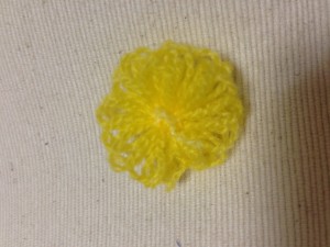 ５分で出来る 毛糸でお花モチーフの作り方 Knitlabo Blog