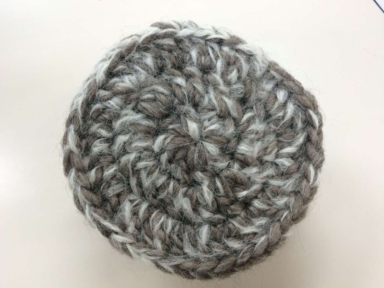 かぎ針と棒針で簡単にできるニットイヤーマフの編み方 Knitlabo Blog