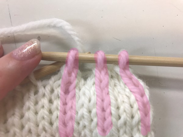 棒針編みで作る 編み続きのフリル 袖口や肩 襟ぐりに足してオリジナルのセーターに Knitlabo Blog