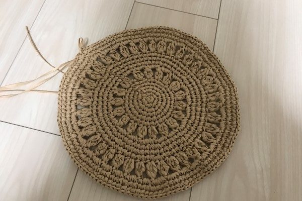 夏までに編みたい 円形編みでつくる かぎ針バックのつくりかた Knitlabo Blog